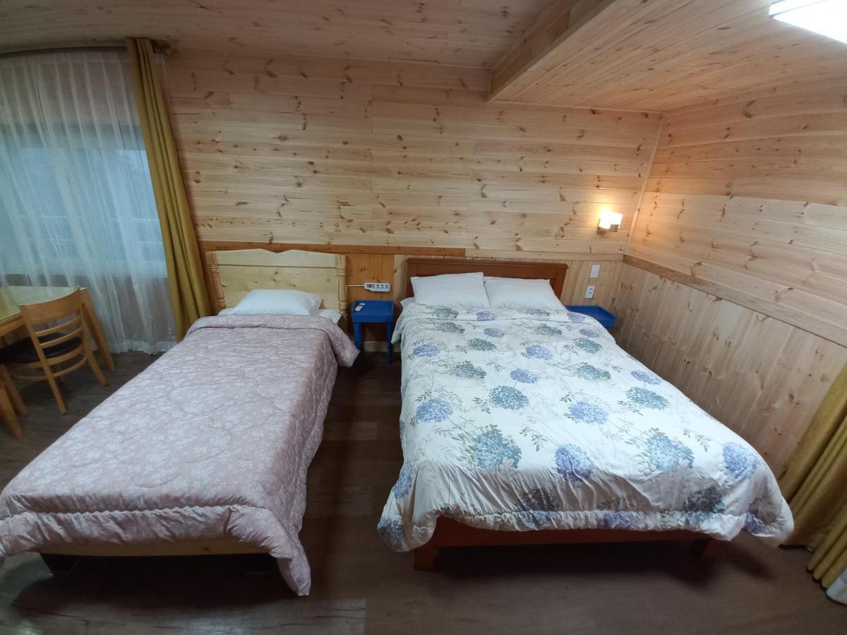 Good Day Pension Seogwipo Bagian luar foto