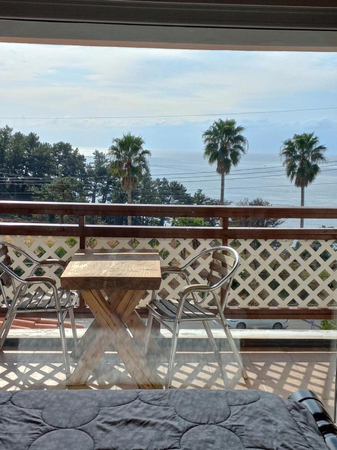 Good Day Pension Seogwipo Bagian luar foto