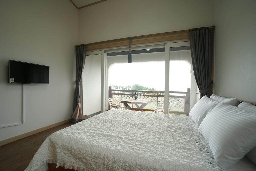 Good Day Pension Seogwipo Ruang foto